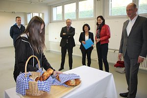 Ausr&uuml;stung soll zeitgem&auml;&szlig; werden