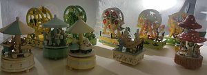 Museumsbesuch mit Sonderausstellung Spieluhren und Schneekugeln