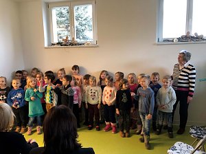 Gesungen haben u.a. die Kinder der Kita "Helbespatzen" Ebeleben.