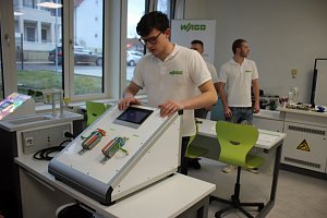 Heute Aktionstag Schule trifft Wirtschaft�