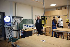 Heute Aktionstag Schule trifft Wirtschaft�