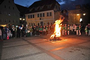 Nubbel den Flammen &uuml;bergeben