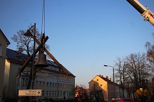 Ged&auml;chtnisglocke aufgestellt