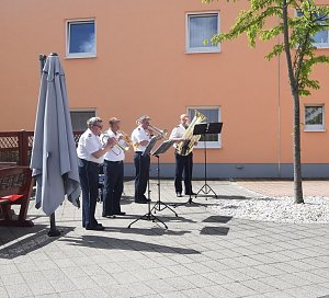 Pop Up Konzert des PMK im Seniorenwohnpark Sondershausen