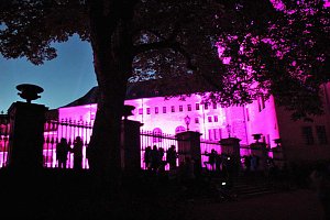 Erstmalig Schlossleuchten 2020 mit Fragezeichen