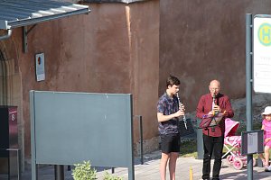 Musik erklang vom Turm