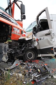 Unfall bei Greu&szlig;en