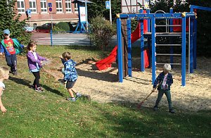 Herbstputz und Herbstpflanzung in Stocksen