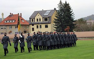 Vereidigung an einem geschichtstr&auml;chtigen Tag der Bundeswehr