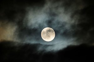 Der Mond über Nordhausen