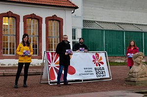 v.l. Julia Kliebe aus Ebeleben, Ortsteilb&uuml;rgermeister von Bendeleben Ren&eacute; Pfeiffer, Marco Wohlenberg vom Tourismusverband S&uuml;dharz Kyffh&auml;user, Daniela Althaus vom F&ouml;rderverein Park Hohenrode Nordhausen.