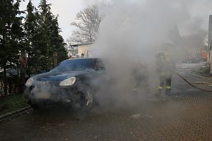 Zwei Fahrzeuge ausgebrannt