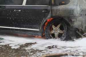 Zwei Fahrzeuge ausgebrannt