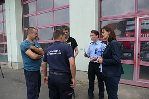 Verabschiedung der Katastrophensch&uuml;tzer aus dem Kyffh&auml;userkreis zu den Flutopfern nach Ahrweiler