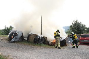 Heuballen in Sondershausen in Flammen