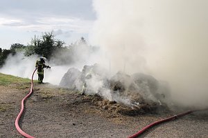 Heuballen in Sondershausen in Flammen