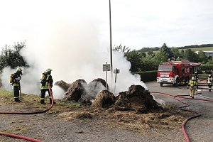 Heuballen in Sondershausen in Flammen