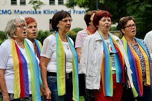 Einweihung Geweihbaum zum 40. Chorjubil&auml;um des Frankenh&auml;user Frauenchors