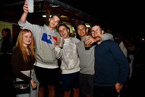 90 & 2000 Party in Urbach