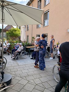 Gro&szlig;er Spa&szlig; bei Tanz, Musik und super Wetter