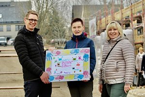 Richtfest f&uuml;r die Seniorenwohngemeinschaft 48" in Ebeleben 