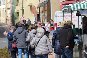 Gut besuchter Sondersh&auml;user Ostermarkt