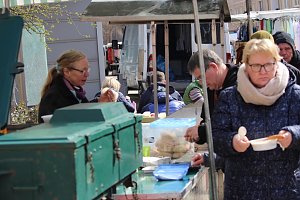 Gut besuchter Sondersh&auml;user Ostermarkt
