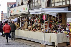 Gut besuchter Sondersh&auml;user Ostermarkt