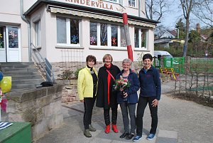 Kerstin T&ouml;ppe wird nach 46 Dienstjahren in den Ruhestand "entlassen".