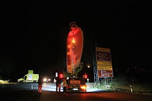 Schwerlasttransport mit Windr&auml;dern