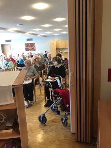 Einsegnungsfeier im Seniorenzentrum Greu&szlig;en