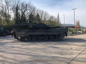 28 Leopard 2 Panzer zur&uuml;ck in Bad Frankenhausen