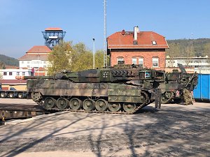 28 Leopard 2 Panzer zur&uuml;ck in Bad Frankenhausen
