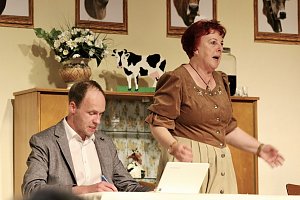 Premiere im Allmenh&auml;user Bauerntheater