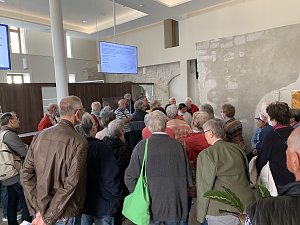 F&uuml;hrung durch das "neue" Sondersh&auml;user Rathaus