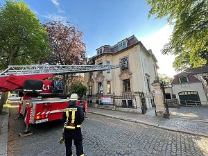 Sondersh&auml;user Feuerwehr &uuml;bt den Ernstfall