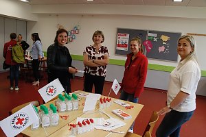 An der Lessing-Schule wurde gestern die dritte Runde des "Tags in der Praxis" mit einer Berufsmesse eingel&auml;utett