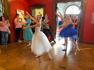 Die Eleven des Tanzstudios Radeva hatten zuletzt viel Bühnenzeit