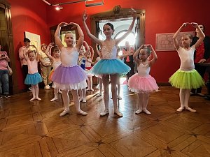 Die Eleven des Tanzstudios Radeva hatten zuletzt viel Bühnenzeit