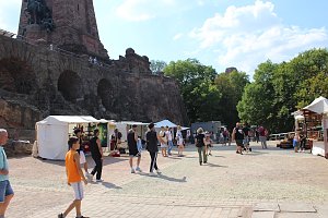 Mittelalterspektakel am Kyffh&auml;user Denkmal 