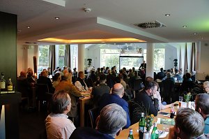 Hegegemeinschaft Rotwild S&uuml;dharz/Th&uuml;ringen organisierte Fachgespr&auml;ch zur Zukunft der Rotwildeinstandsgebiete in Th&uuml;ringen