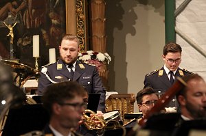 Vor ausverkauftem Haus fand gestern das Benefizkonzert des Luftwaffenmusikkorps Erfurt und die Verleihung der Ehrenamtspreise der Stadt Sondershausen statt.