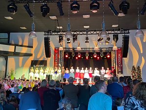 Tanzschule Radeva gastierte im Sondersh&auml;user Klubhaus Stocksen