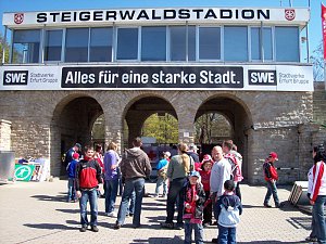 Rot-Weiß bei Rot-Weiß