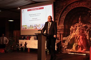 Die 6. Ehrenamtsgala des Kyffh&auml;userkreises wurde von zweihundert G&auml;sten gefeiert