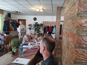 Wildkr&auml;uterseminar mit Bianca Heger bei der WB 4 der VS in Sondershausen 