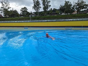 Anbaden im "Bergbad Sonnenblick" in Sondershausen