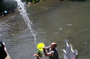 Badewannenrennen in Bennungen