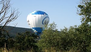 Landung eines Heißluftballons in der Goldenen Aue