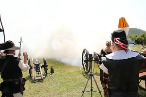 Kanonendonner auf der Pfalz Tilleda